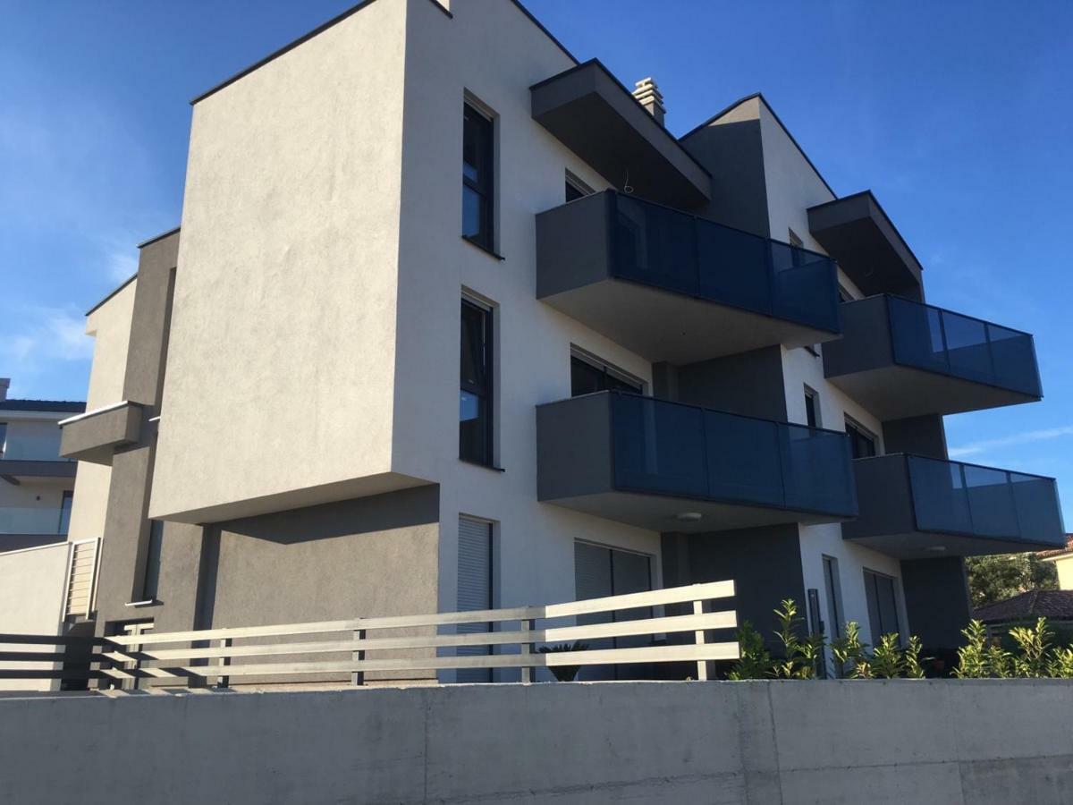 Apartment Sara 크르크 외부 사진